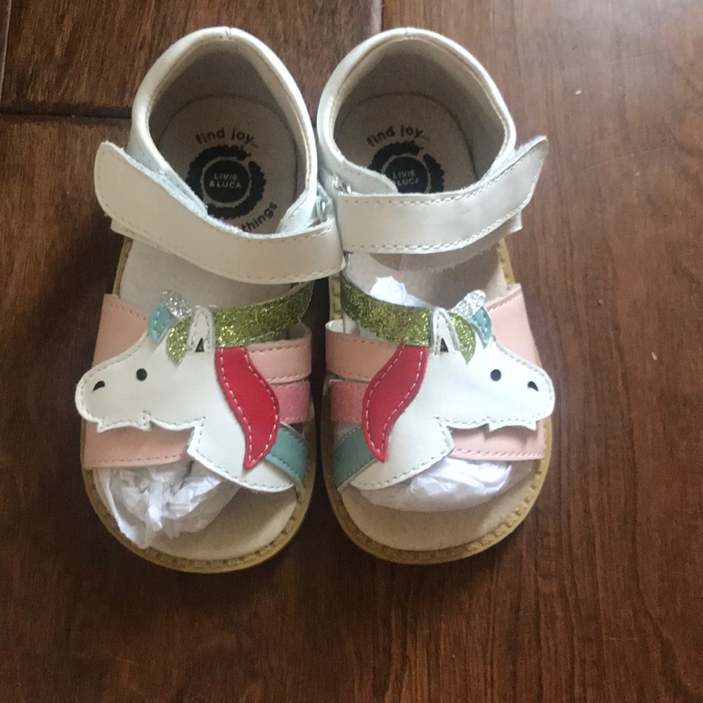 New size 7 Livie and Luca unicorn sandals